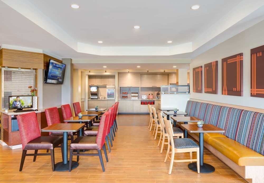 Towneplace Suites By Marriott Edmonton South Zewnętrze zdjęcie
